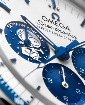Omega Speedmaster Apollo 13 Snoopy