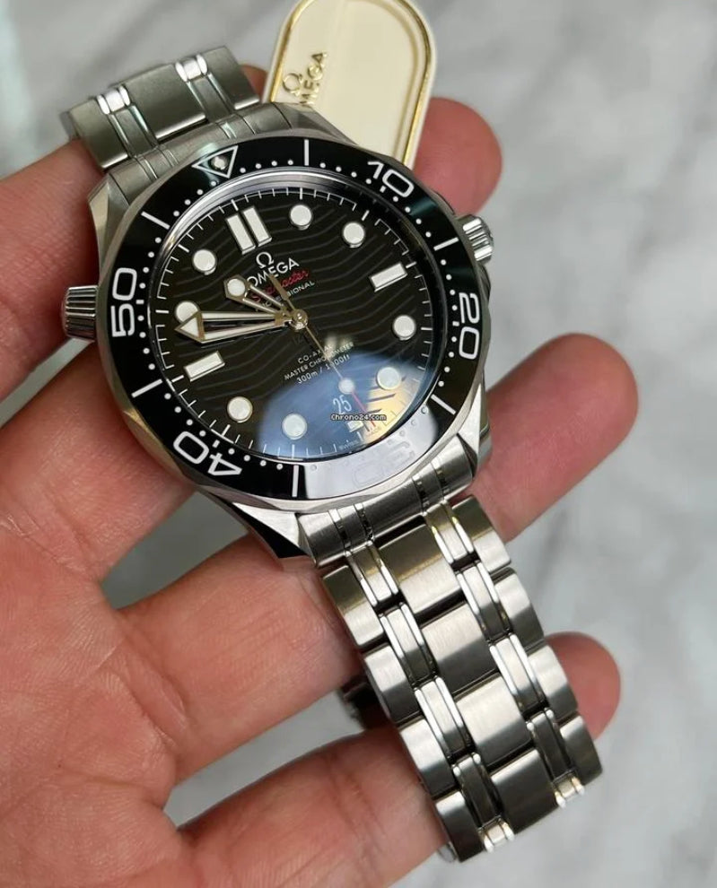 Omega Seamaster Professional Black